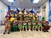 Новогодний утренник в старшей группе "Капитошки".